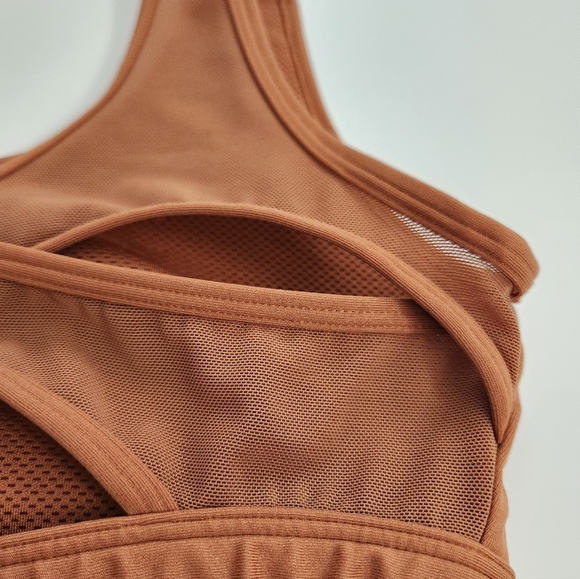 Aerie offline maximum support Sports Bra burnt orange - Size Small - Picture 7 of 9